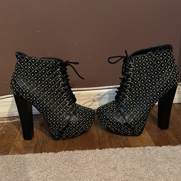 Charlotte Russe heels - Picture 2 of 8